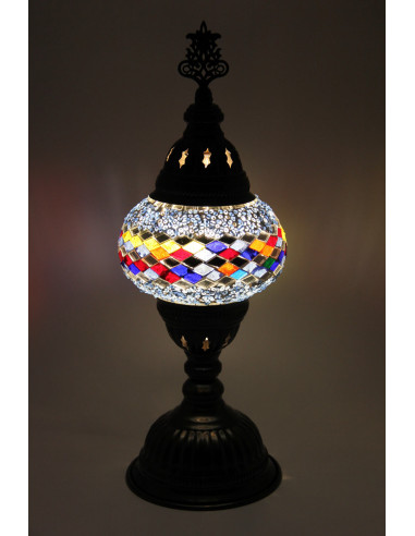 Table lamp with varied colors