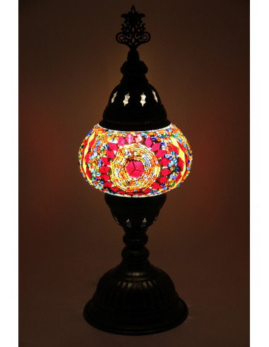 Lampe turque en mosaïque rouge à médaillon...