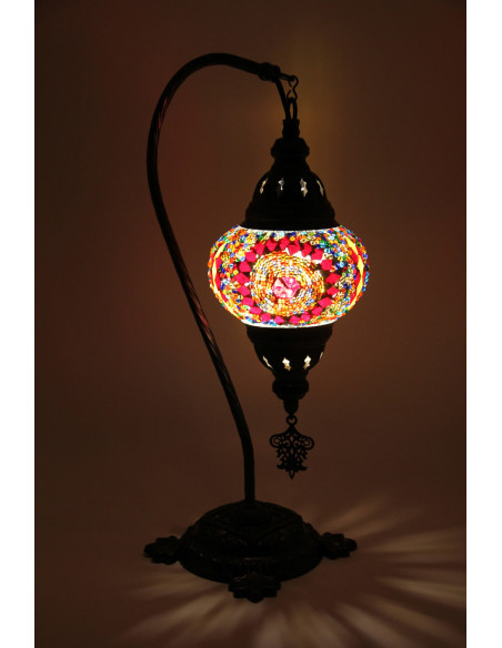 Lampe turque col de cygne en mosaïque rouge à rosace, 17 po