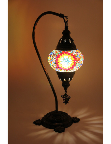 Lampe turque col de cygne en mosaïque à rosace multicolore, 17 po