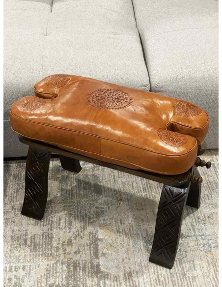 Wood and caramel leather bench