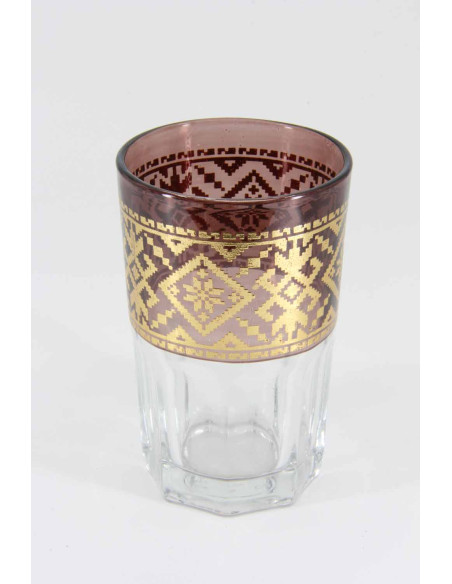 Six units of glass with a golden pattern