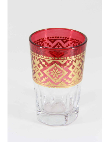 Six units of glass with a golden pattern