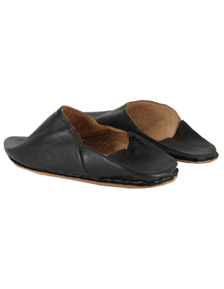 Women's Moroccan pointed babouche slippers, plain black