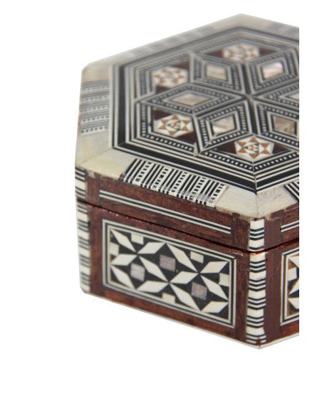 Mother-of-Pearl Box Model 2