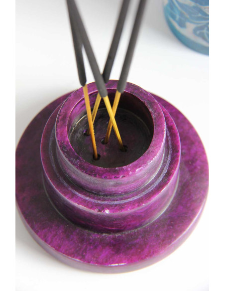 Porte-encens colonne ronde multicolore à fleurs gravées