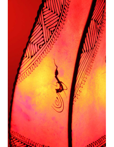 Lampe torsadée marocaine en cuir peint au...
