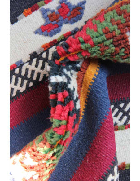 Tapis en laine à rayures multicolores et losanges, 25,5 x 43 po