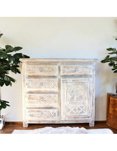 Buffet with 1 door, 2 shelves, and 5 drawers