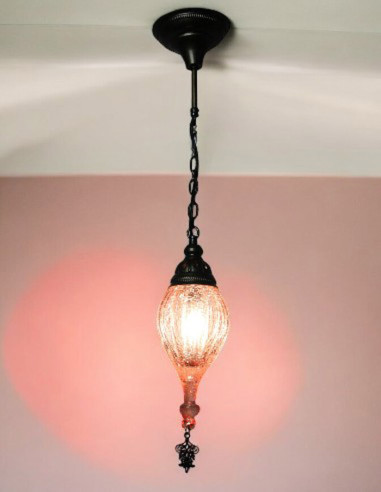 Lampe suspendue en verre soufflé rose, 27 po
