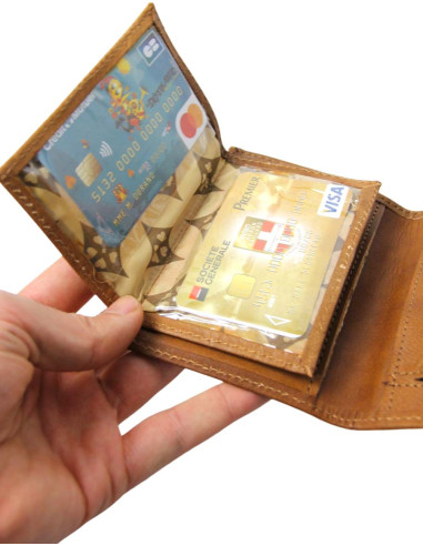 Unisex caramel leather wallet