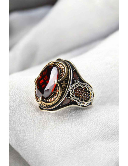 925 silver ring with oval red stone (zircon)