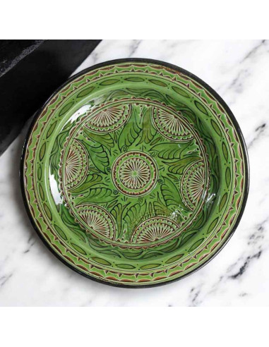 Green Moroccan plate with engraved flowers, 16...