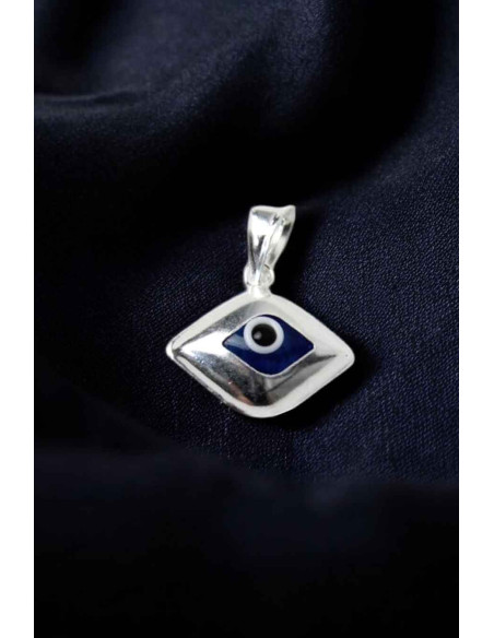 Pendentif en argent en losange à œil bleu