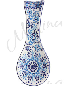 Blue and white Turkish spoon rest with scalloped edge