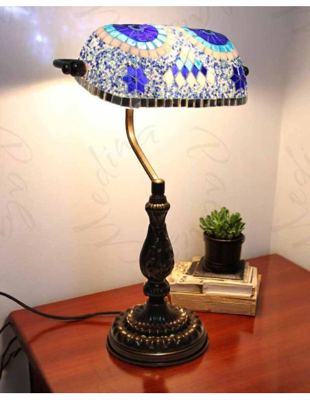 Banker's lamp, color 3