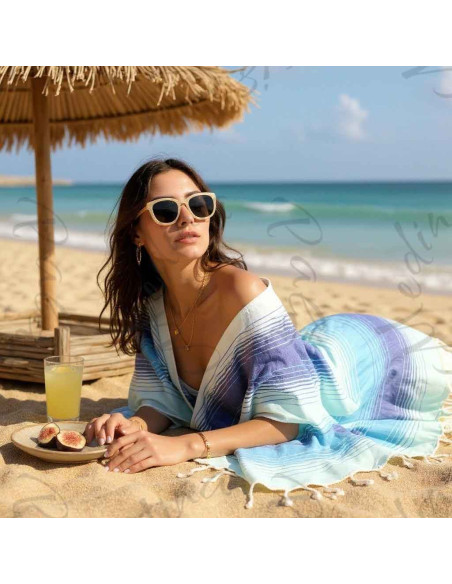 Blue and white gradient fouta
