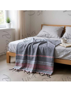 Charcoal fouta with thin stripes 2