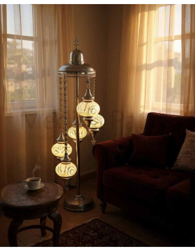 Lampe argentée sur pied à 5 globes