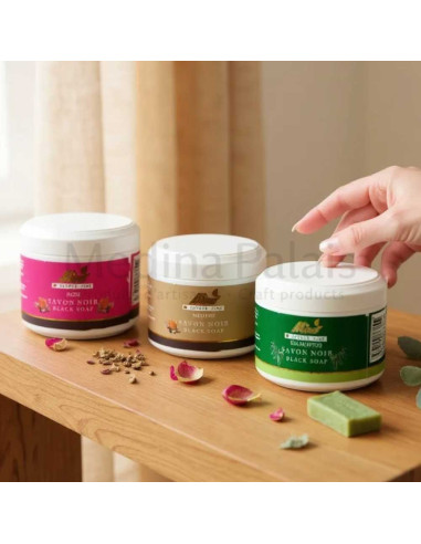 Trio de savons noirs – Neutre, rose et eucalyptus