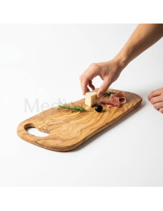 Planche de service artisanale en bois d’olivier de Tunisie