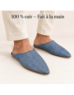 Pair of men's pointed Moroccan babouches in blue leather 2