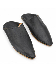 Pair of women's pointed Moroccan babouches in black leather