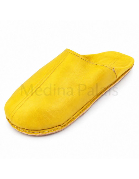 Babouche marocaine au bout rond simple jaune
