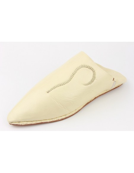 Babouche pointed embroidered brown