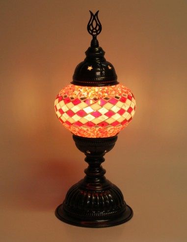Lampe turque en mosaïque à losanges rouges et...