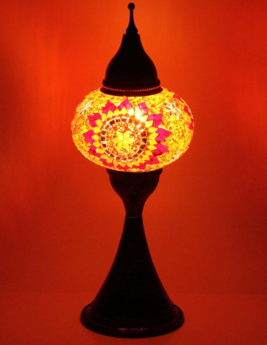 Lampe turque en mosaïque à rosace rouge sur...
