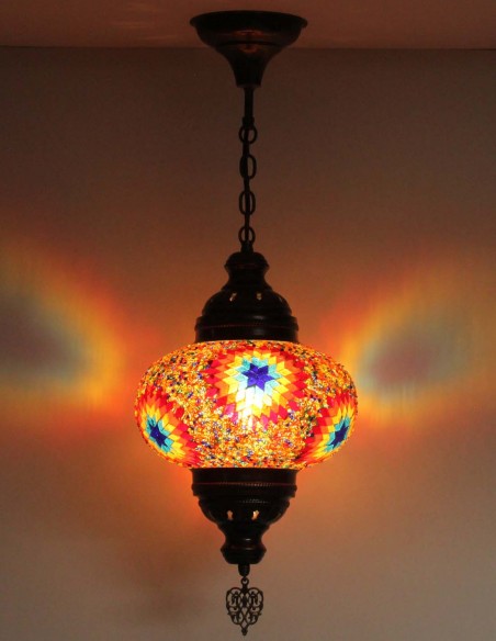 Suspension turque en mosaïque rouge à étoiles bleues, Ø 9,5 po