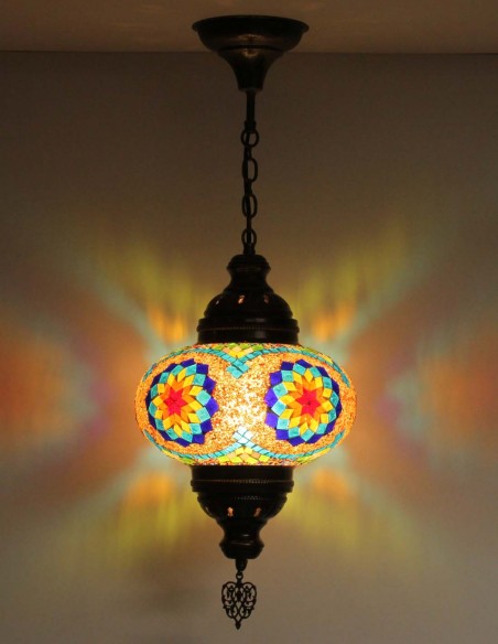 Suspension turque en mosaïque blanche à rosaces bleues, Ø 9,5 po