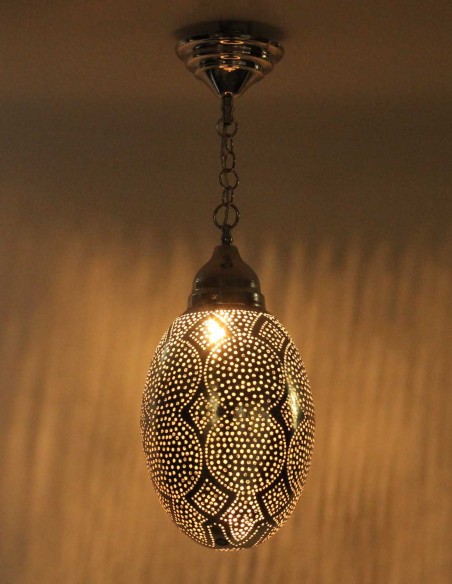 Lustre marocain en cuivre argenté œuf, 22 po
