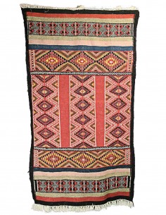 Mergoum wool rug in pink and black with diamonds, 29 x 55 in