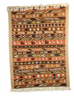 Tapis mergoum en laine brun à motifs berbères...