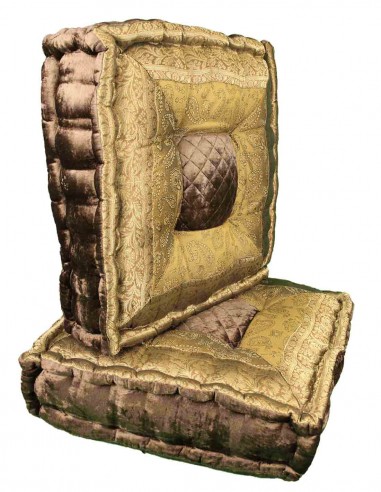 Coussin de sol brocart doré, 18 x 18 po