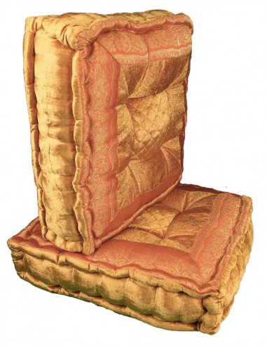 Coussin de sol brocart orange et or, 18 x 18 po